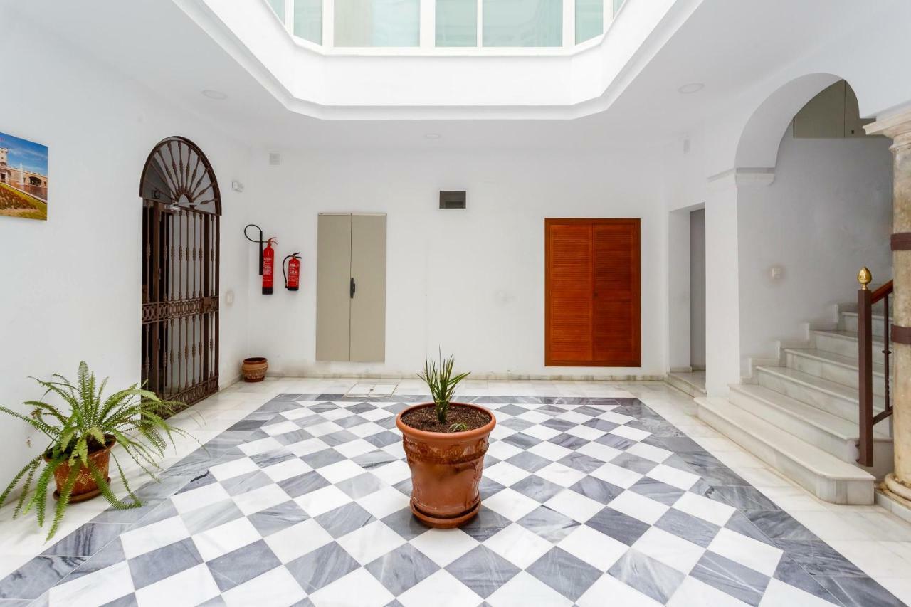 El Patio Apartment Кадис Екстериор снимка
